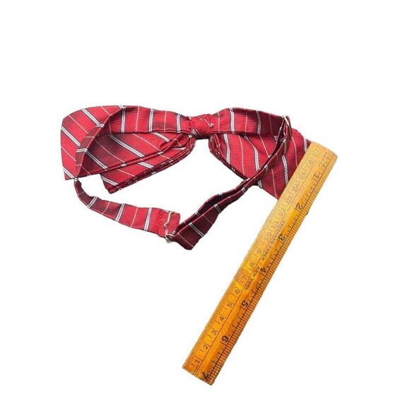Red bow tie with white black stripes adjustable - Picture 2 of 5